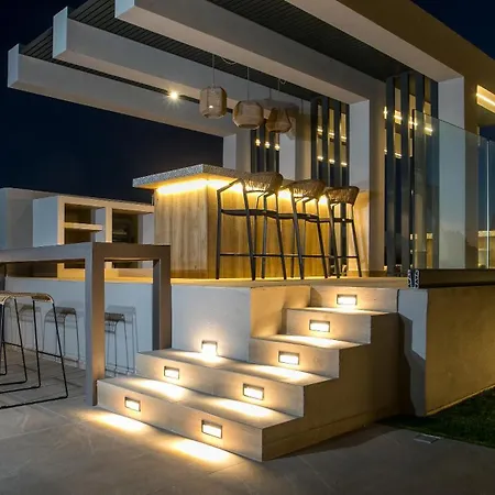 Grand Aqua Luxury By Mintzi فيلة