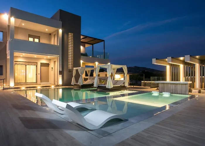 Grand Aqua Luxury By Mintzi فيلة غينادي