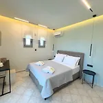 Villa Grand Aqua Luxury By Mintzi *
