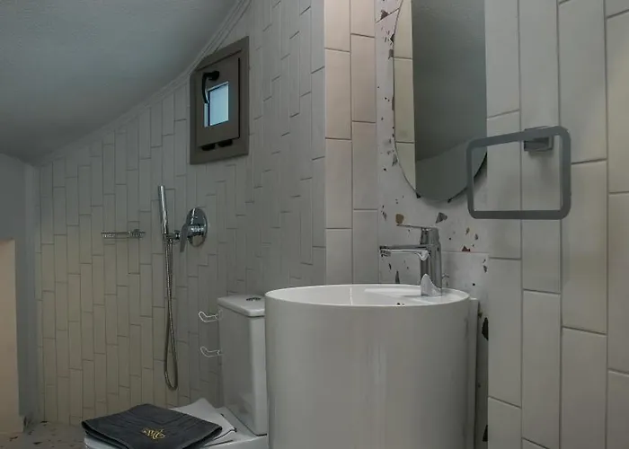 Villa Grand Aqua Luxury By Mintzi *