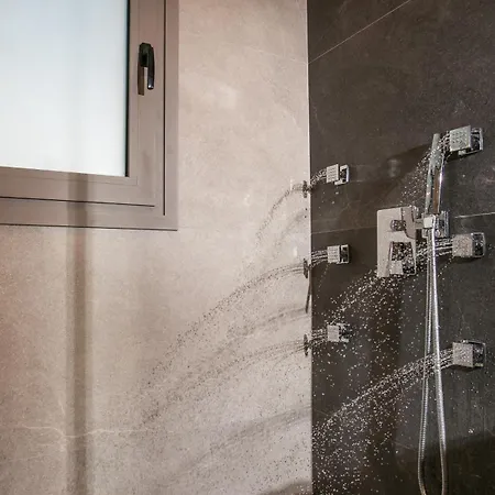 Villa Grand Aqua Luxury By Mintzi Gennadi