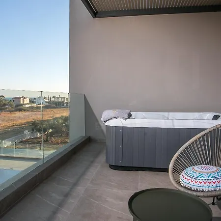 Villa Grand Aqua Luxury By Mintzi